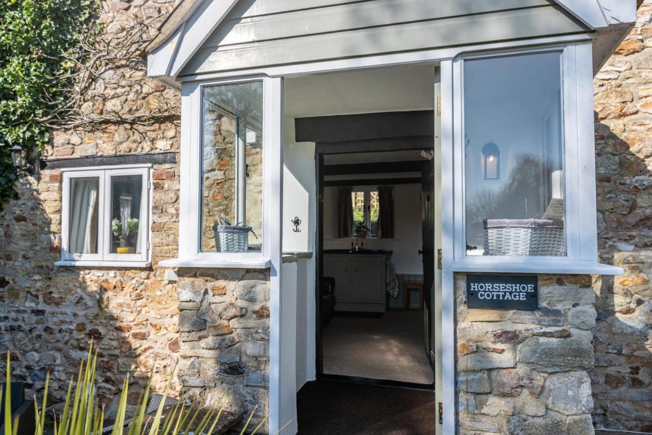 Valley Farm Holiday Cottages Axminster Exterior foto